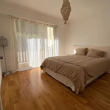 3bd With Sea View, Parking, Pool, And Close To Beaches Apartment