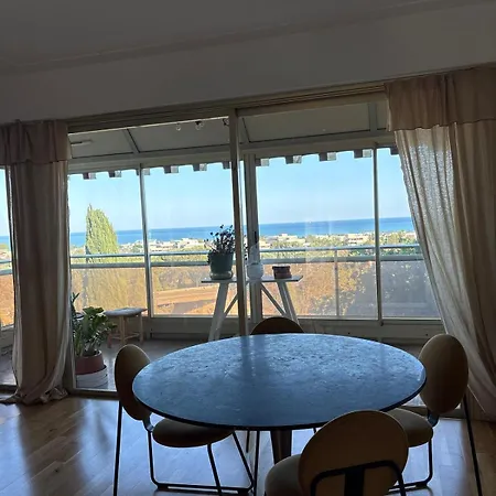 3bd With Sea View, Parking, Pool, And Close To Beaches Apartment *