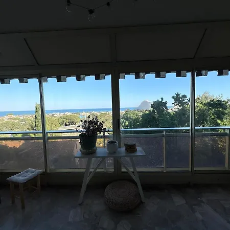 3bd With Sea View, Parking, Pool, And Close To Beaches