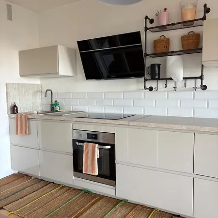 3bd With Sea View, Parking, Pool, And Close To Beaches Villeneuve-Loubet