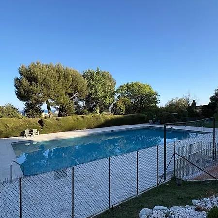 3bd With Sea View, Parking, Pool, And Close To Beaches Villeneuve-Loubet